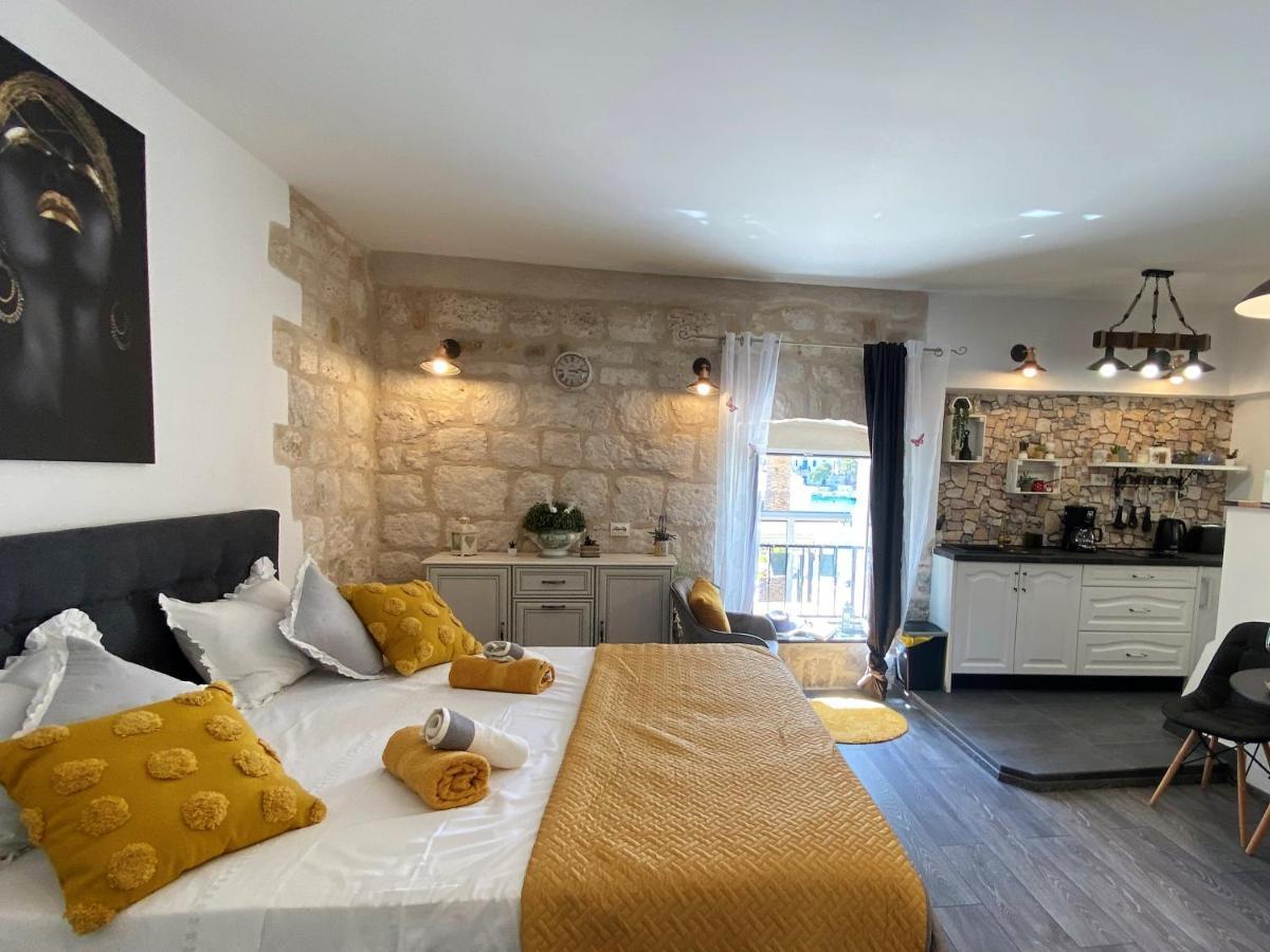 Waterfront "Prosper" - Zf Hvar ฮวาร์ ภายนอก รูปภาพ