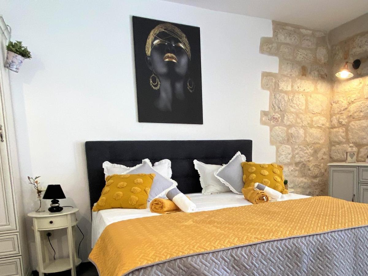 Waterfront "Prosper" - Zf Hvar ฮวาร์ ภายนอก รูปภาพ