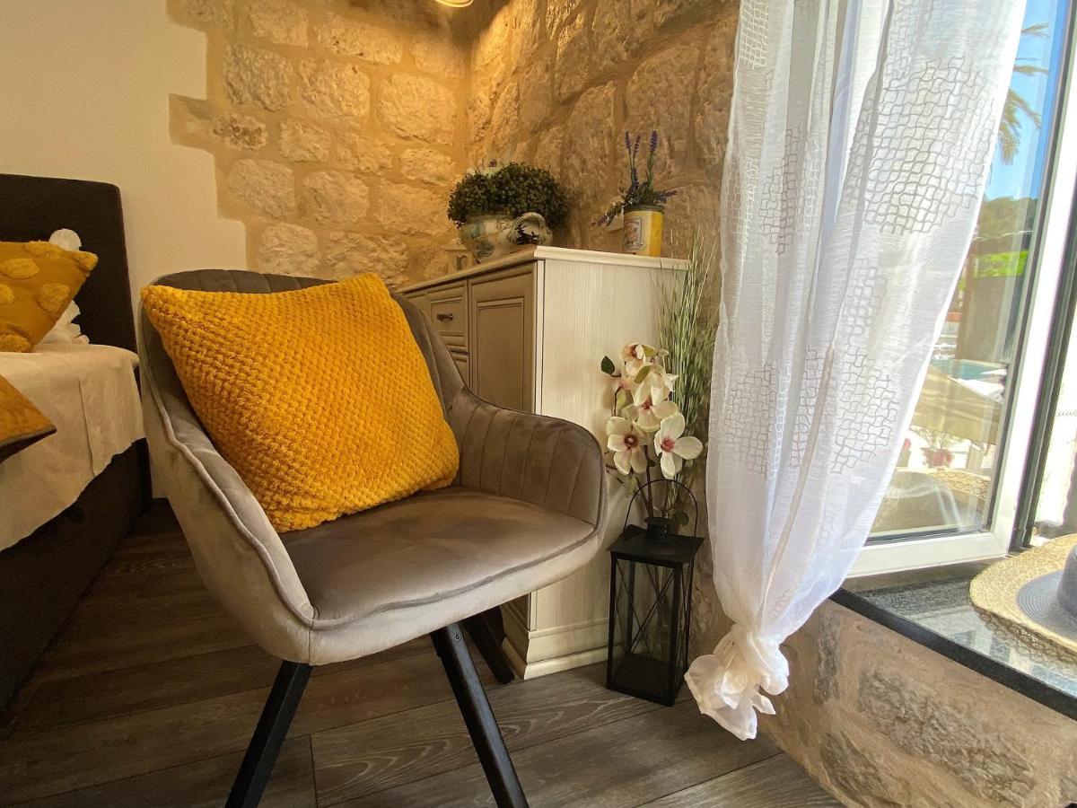 Waterfront "Prosper" - Zf Hvar ฮวาร์ ภายนอก รูปภาพ